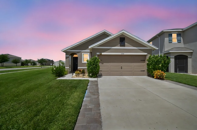 Photo - 1398 Crescent Hoop Wy