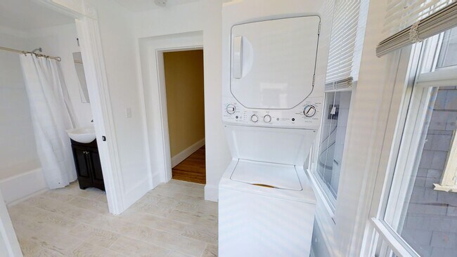 Photo - 42-44 Gorham Unit Apartment #2