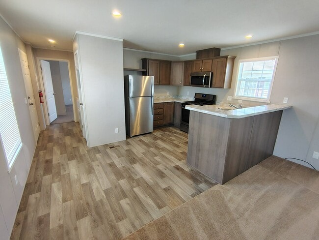 Photo - 5201 Chantelle Dr