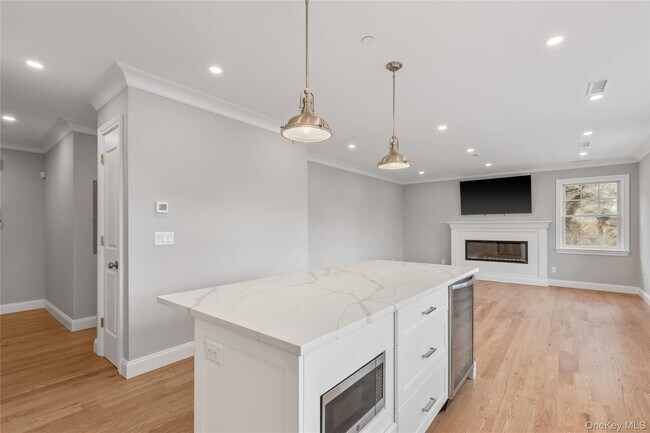 Photo - 280 Purchase St Unidad 2