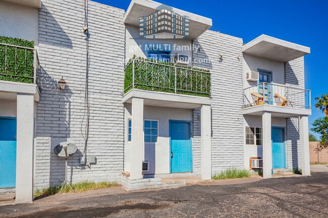 Photo - 525 N 32nd St Unidad 9