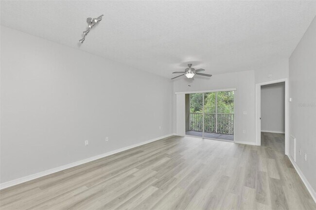 Photo - 6437 Cypressdale Dr Unit 201