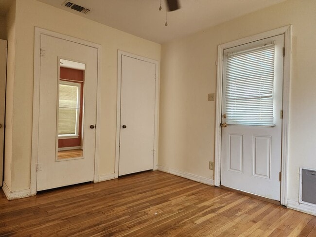 Photo - Cozy 3 bedroom 1 bath 1432 sq ft home COMING SOON!