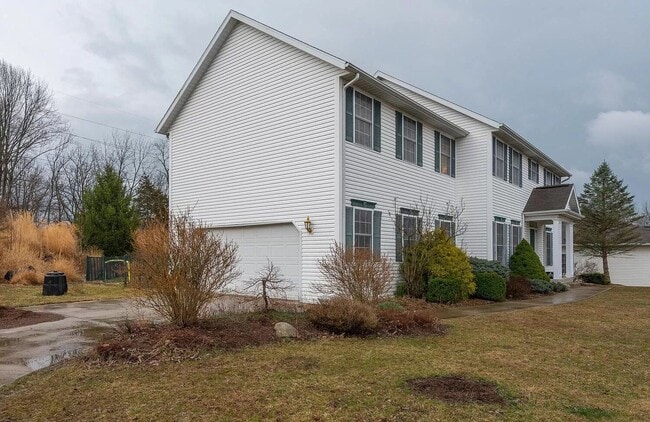 Photo - Bright, Spacious Home with Tons of Charm and Comfort