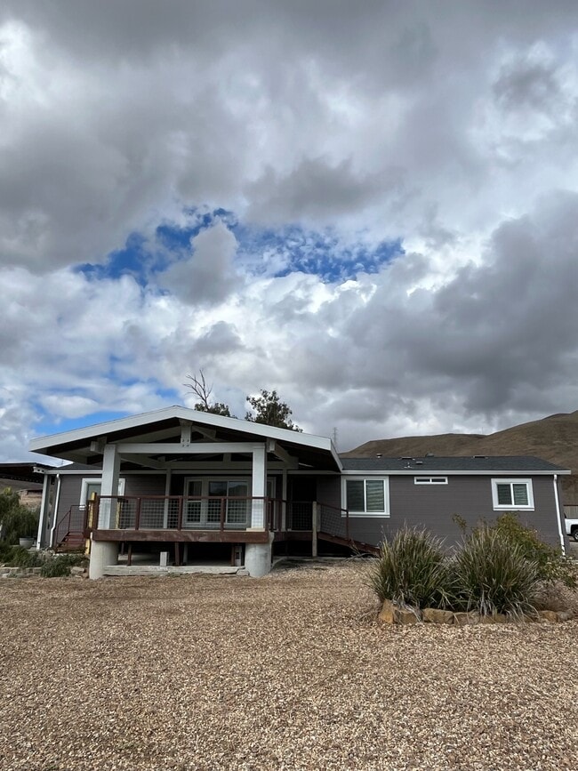 Building Photo - 6480 Collier Canyon Rd