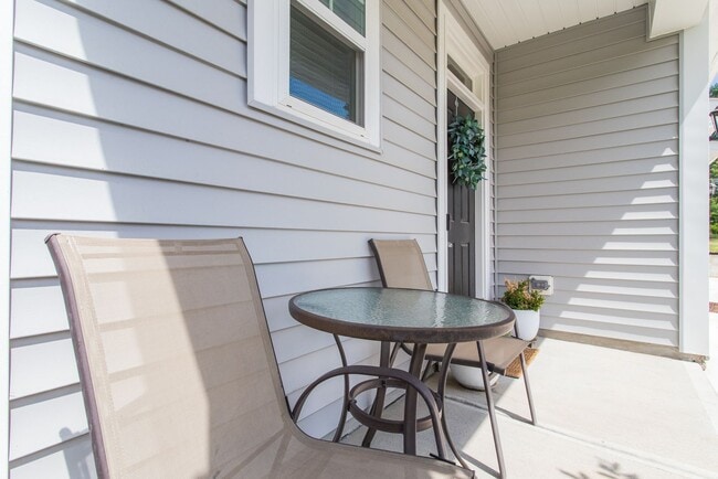 Photo - Spacious, Stylish & Move-In Ready! 3BR End Unit Townhome in Durham