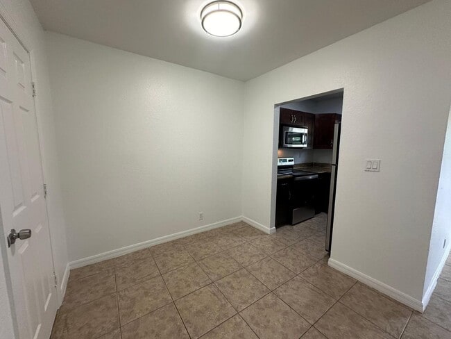 2640 Ivy Apartments LLC
