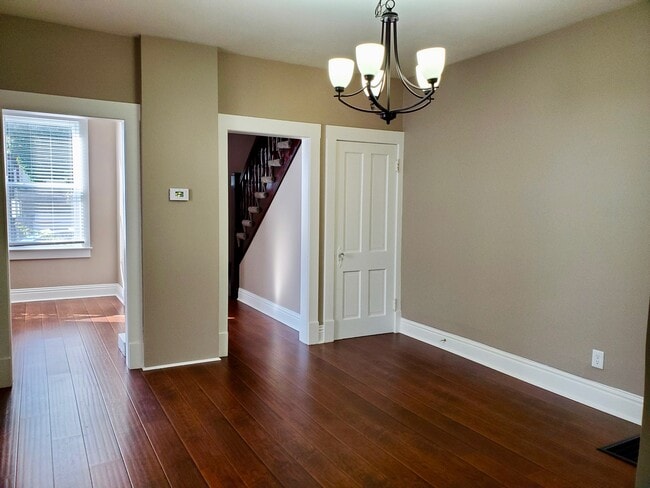 Dining Room - 2529 Charlotte St