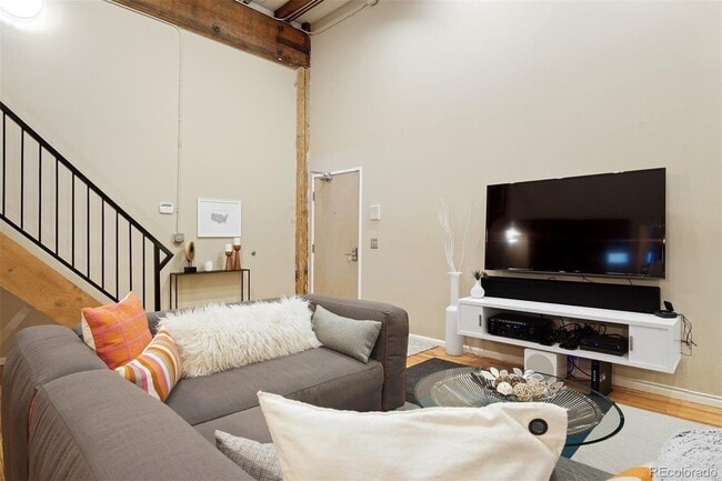 Photo - 1800 15th St Unidad 104