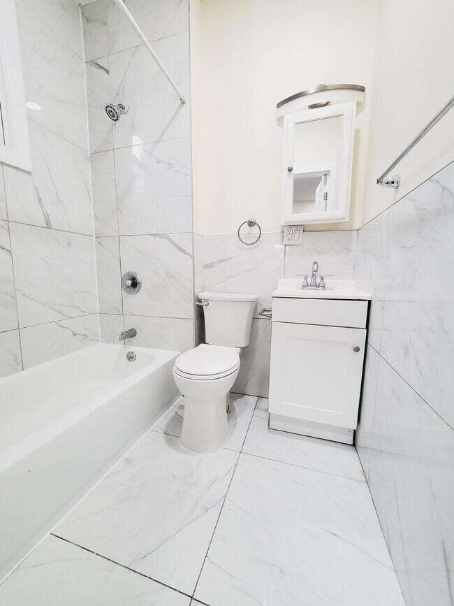 Photo - 418 Avenue C Unit 2