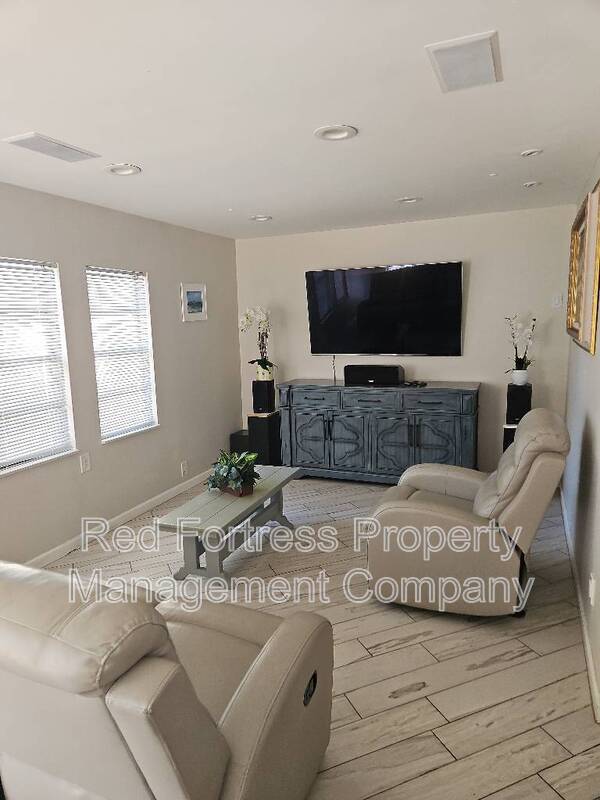 Photo - 2555 Dixie Pkwy Condo