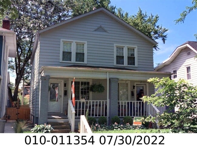 Building Photo - 99-101-101 Tibet Rd Unit 2