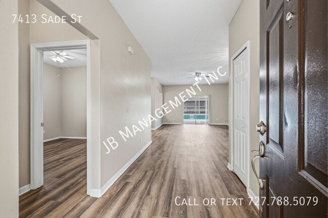 Photo - 7413 Sade St