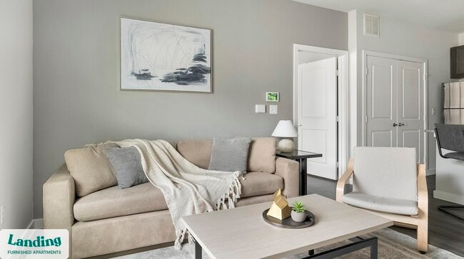 Photo - 8200 Clarksprings Dr Unidad 5304
