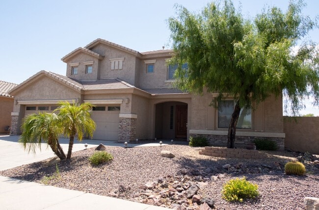 4 Bed + Office | 3 Bath | 3-Car Garage | E... - 4 Bed + Office | 3 Bath | 3-Car Garage | E... House