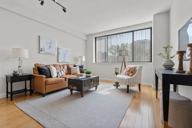 Building Photo - 169 Monsignor O'Brien Hwy