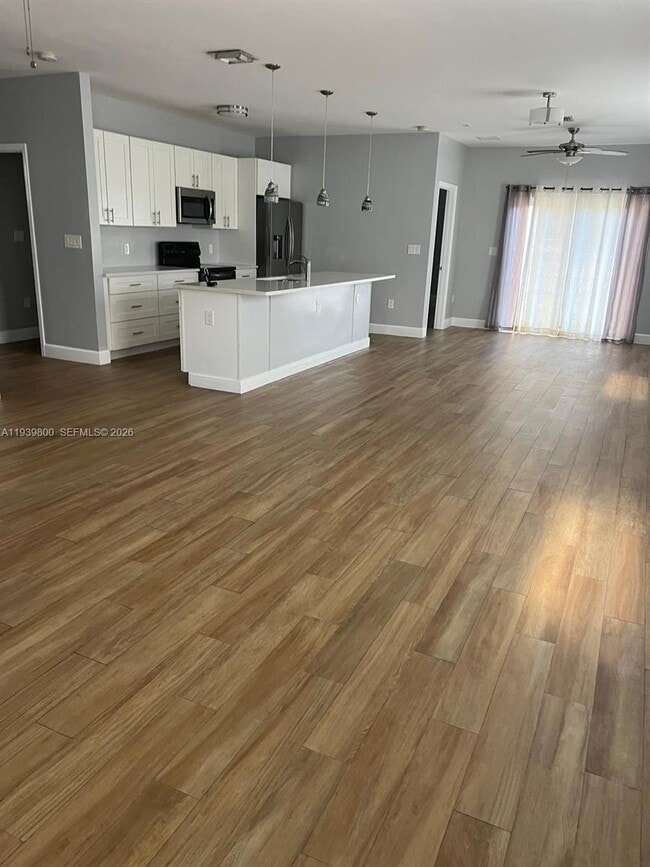 Photo - 1221 NE 9th St Unit 1-2