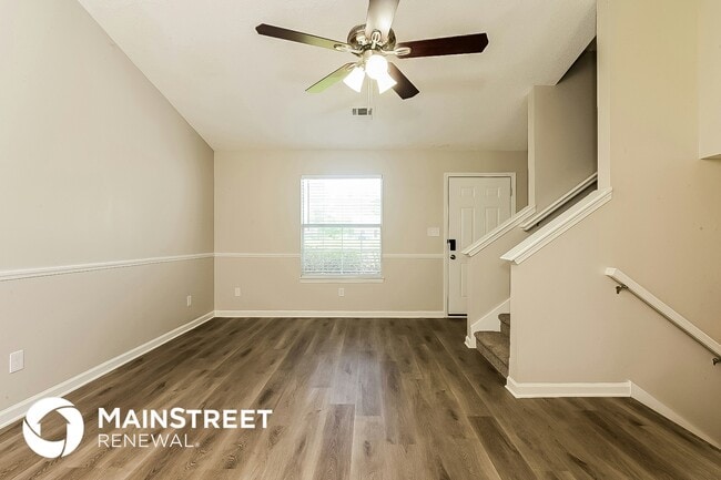 Photo - 43 Bridlewood Ct