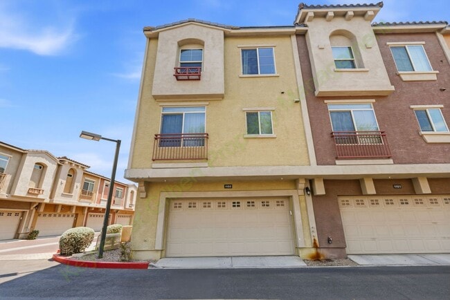 Photo - Modern Townhome Living in the Heart of Downtown Gilbert | Resort-Style Community | 2-Car Garage
