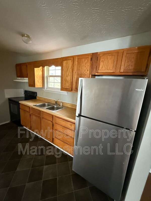 Photo - 132 N Poole St