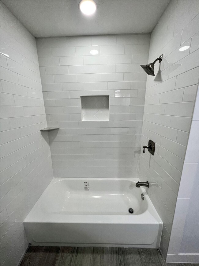 Photo - 1710 Longhorn Dr