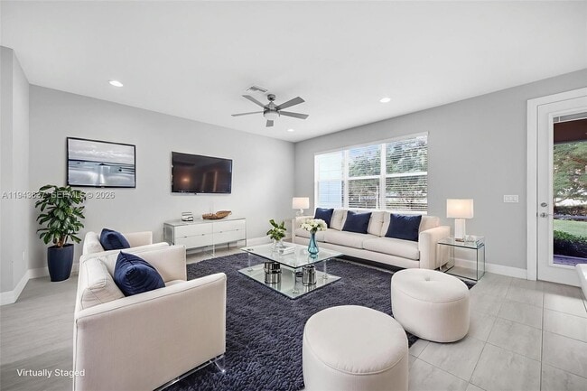 Photo - 964 Banyan Dr