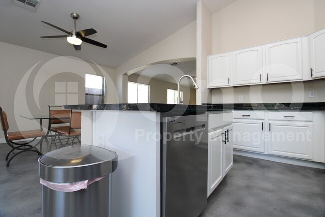 Photo - 15844 W Papago St