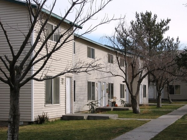 Photo - Prosser Garden Apartments