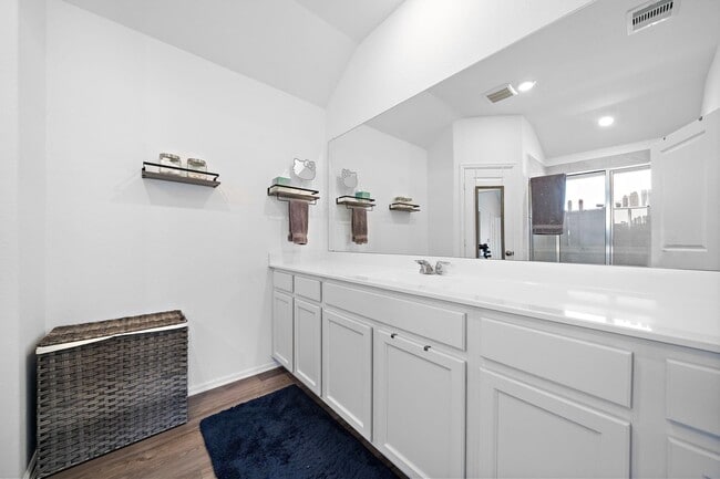 Photo - 9303 Darby Knoll Wy