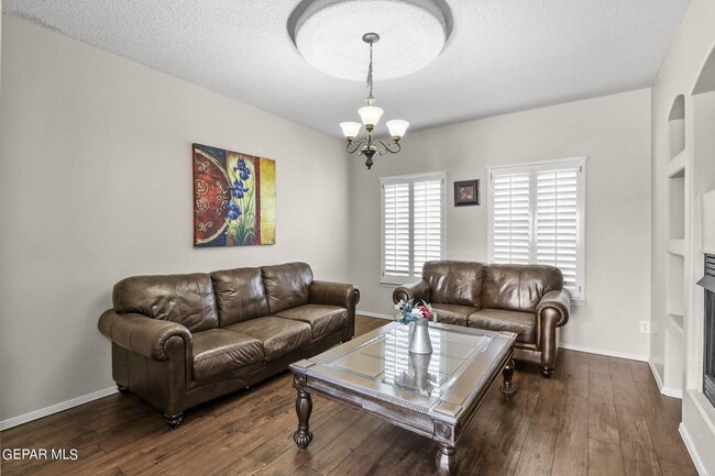 Photo - 5900 Anapaula Dr