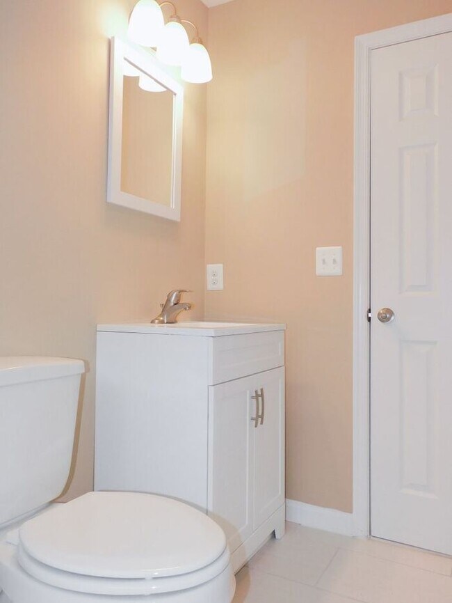 Newly Renovated Single-Family Rambler with...