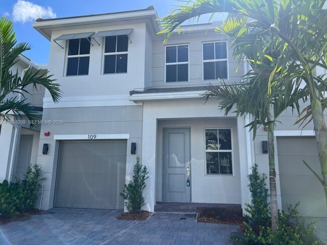 Photo - 109 SW 170th Ave