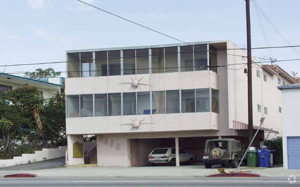 Photo - 3418 S Centinela Ave Apartments