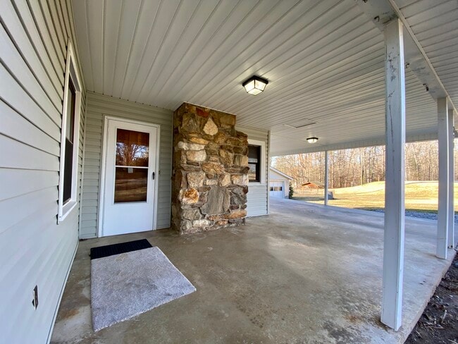 Photo - 729 Asbury Rd