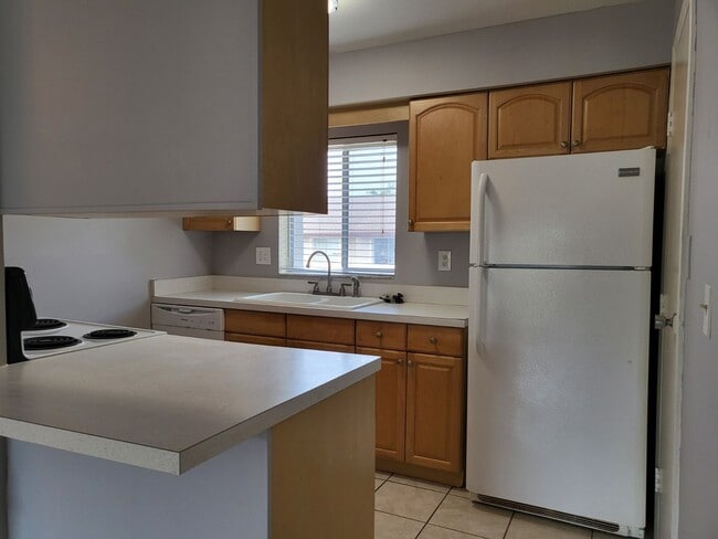 Photo - Fruitville & Tuttle area