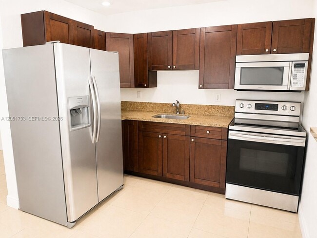 1915 NW 89th Terrace Unidad A