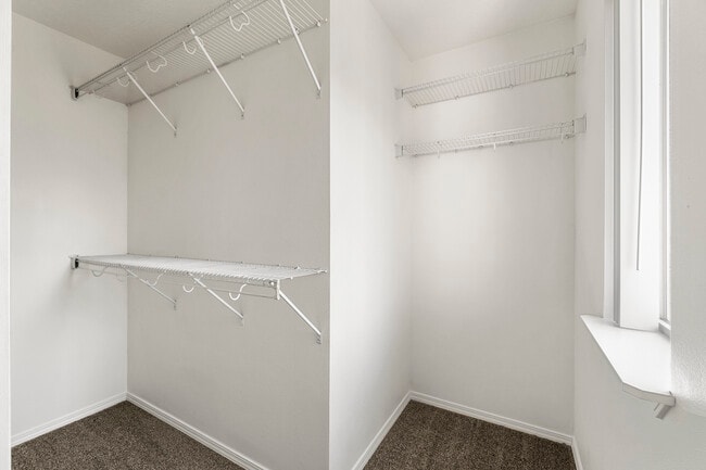 Photo - 674 N Hydra Pl Unit B