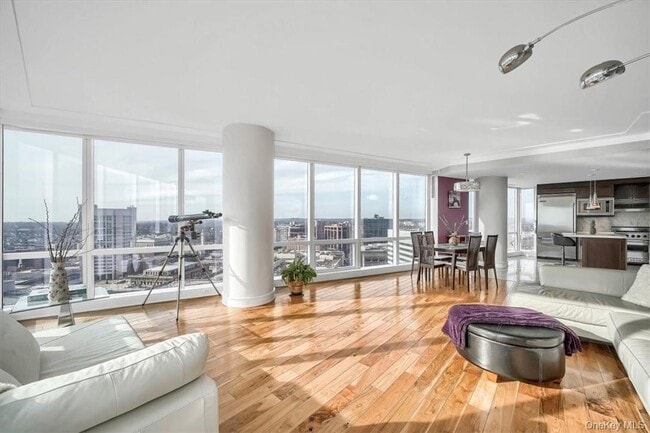 Photo - 1 Renaissance Square Unit 20C