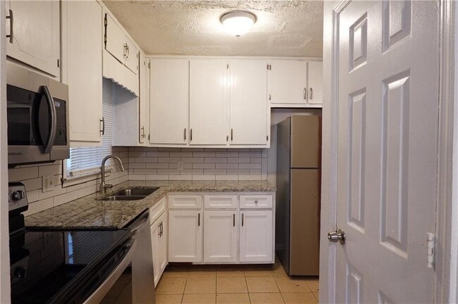 Photo - 5504 Estates Ct