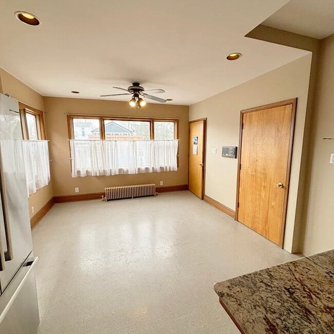 Photo - 2133 W Grace St Unit 2