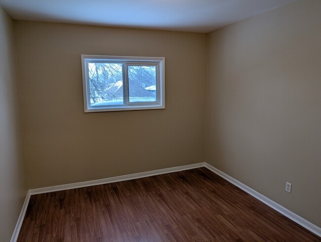 Photo - 680 B Aberdeen Ave