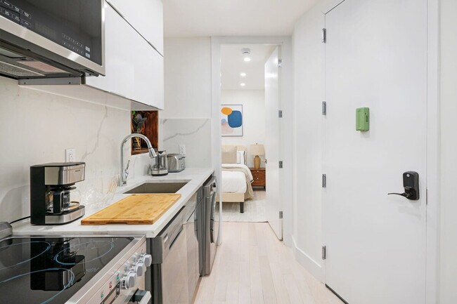 Photo - 515 W 48th St Unidad FL4-ID1022030P