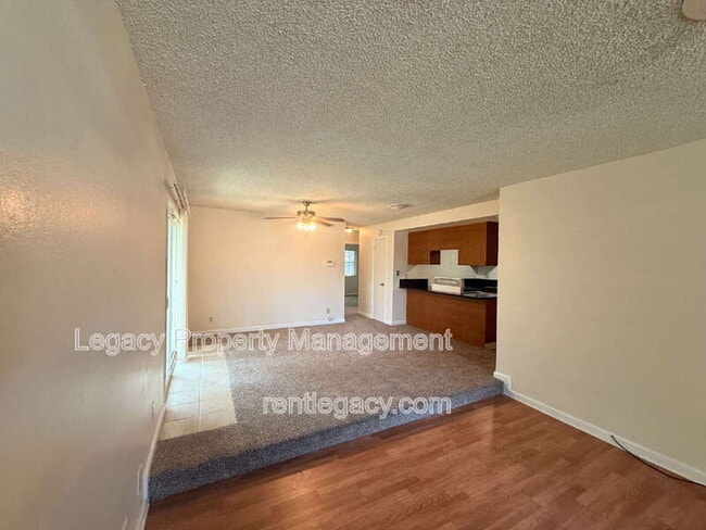 Photo - 4834 50th Ave