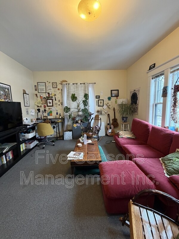 Photo - 10 Lafayette Pl