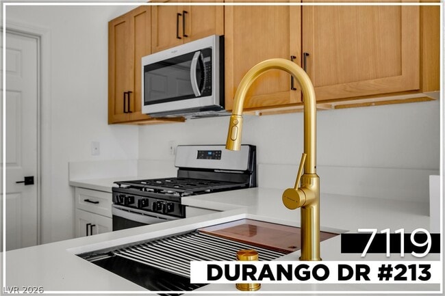 Building Photo - 7119 S Durango Dr Unit 213