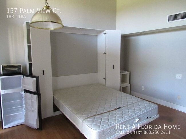 Photo - 157 Palm View Ct