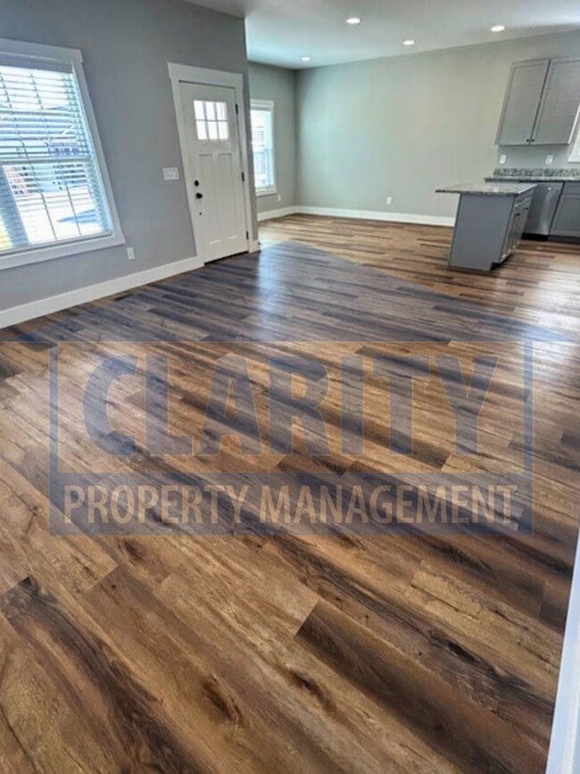 Photo - *Brand New* 3 bedroom home!