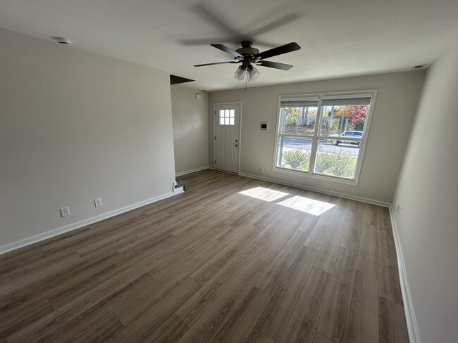 Photo - 187 Woodland Sta Dr