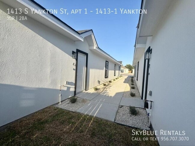Photo - 1413 S Yankton St Unit 1413-1 Yankton