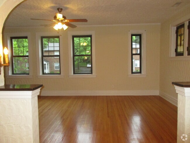 Building Photo - 1079 Terrace Dr Unit 2 Rental